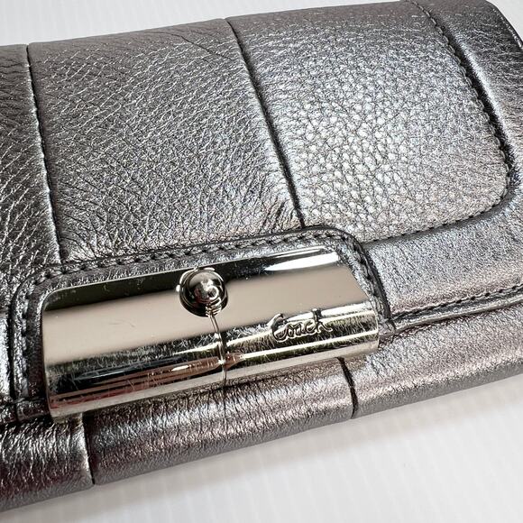 Coach Kristin Pewter Pebbled Leather Envelope Flap Wallet Organizer Checkbook - Picture 2 of 5